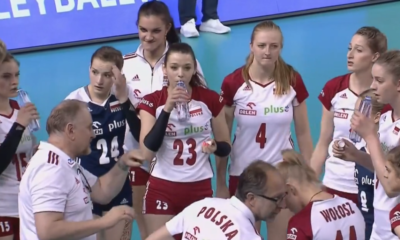 Polskie siatkarki: Martyna Grajber, Natalia Mędrzyk i polskie siatkarki w meczu z Koreą