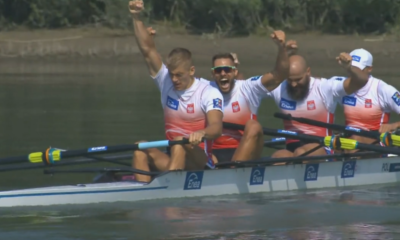 Mateusz Wilangowski, Mikołaj Burda, Marcin Brzeziński i Michał Szpakowski celebrują sukces